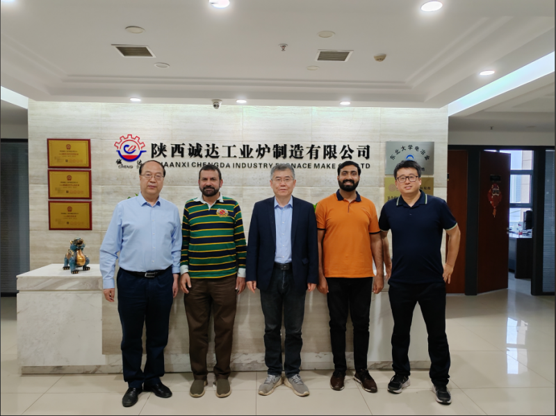 深度交流，共謀發(fā)展！巴基斯坦客戶到訪探討 80T 交直流電弧爐